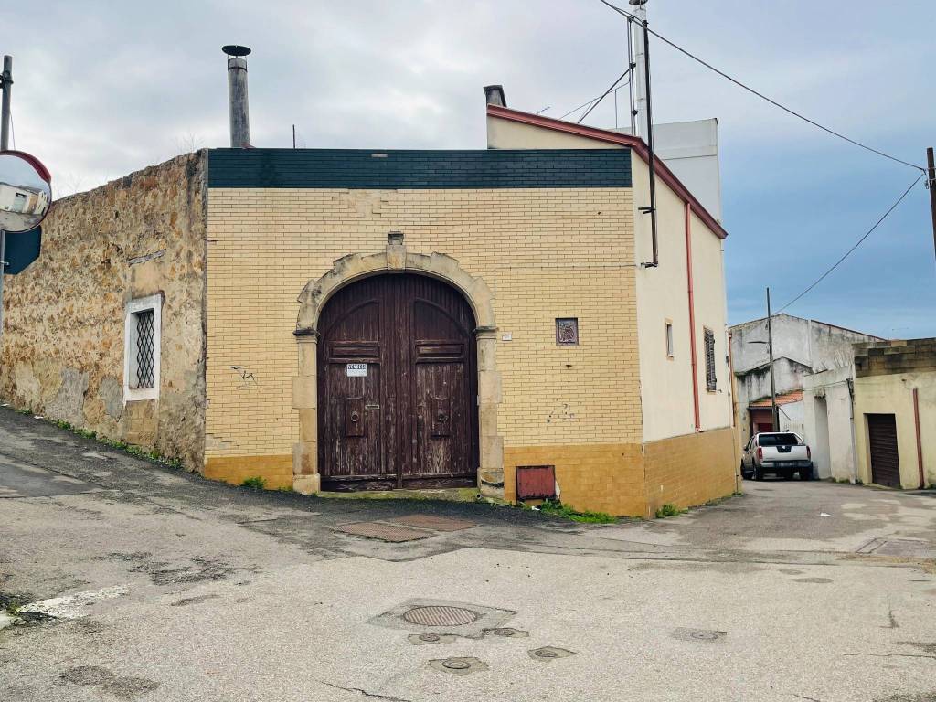Casa indipendente a Furtei in Via Umberto I - Foto 2