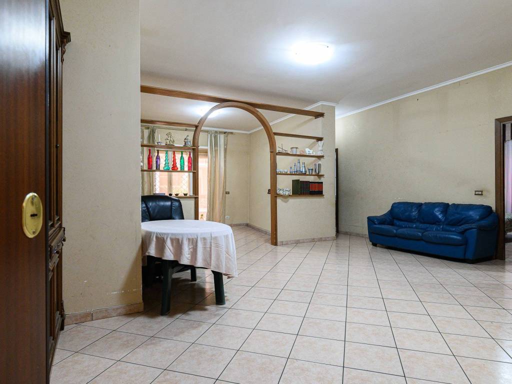 Appartamento a Guidonia montecelio in Via Giacomo Leopardi, 7 - Foto 3