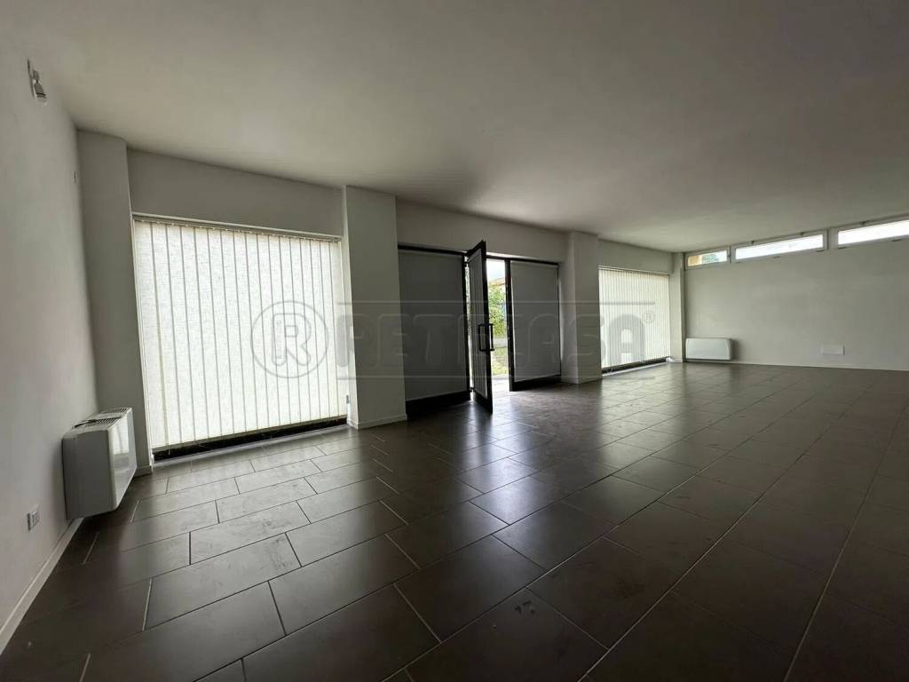 Palazzo / stabile a Bassano del grappa - Foto 4