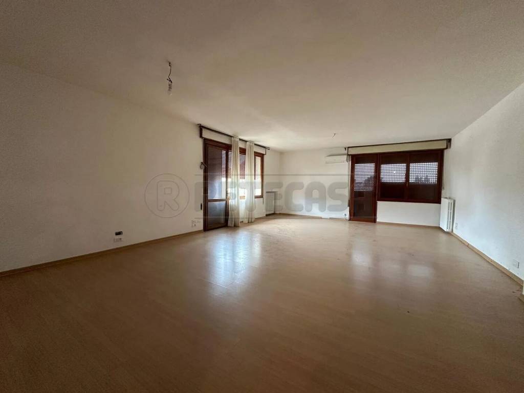 Palazzo / stabile a Bassano del grappa - Foto 5