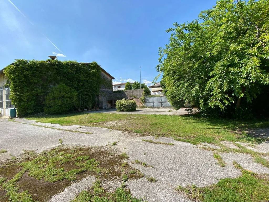 Terreno a Bassano del grappa - Foto 2