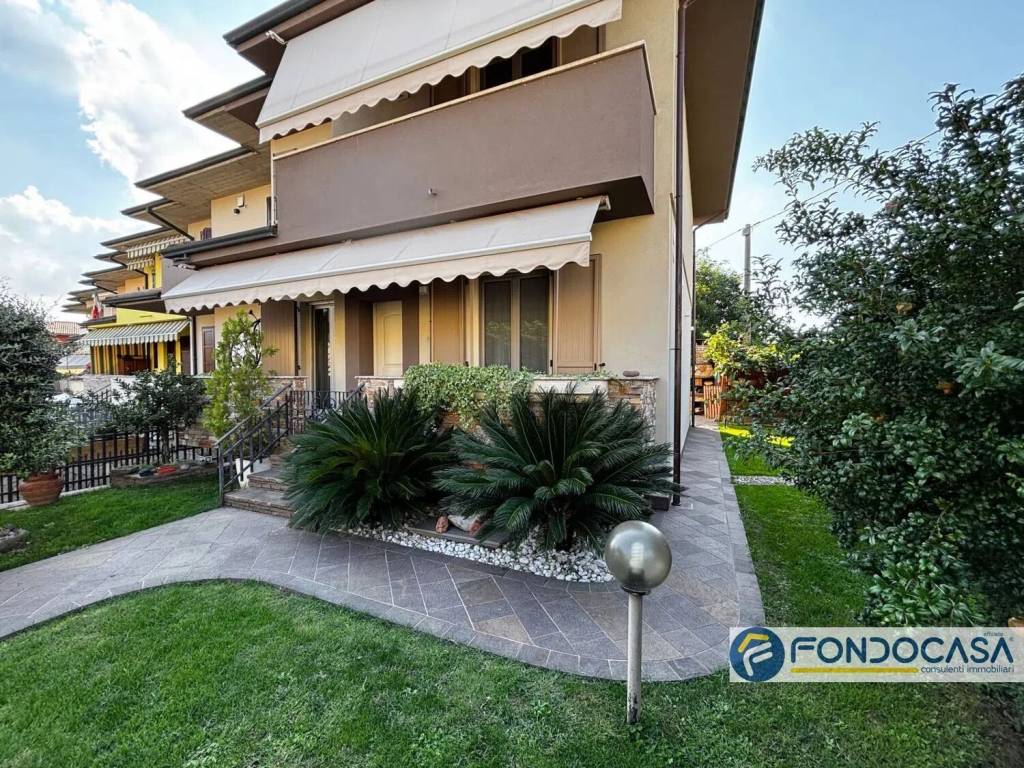 Villa a Castelli calepio in Via Conciliazione - Foto 2