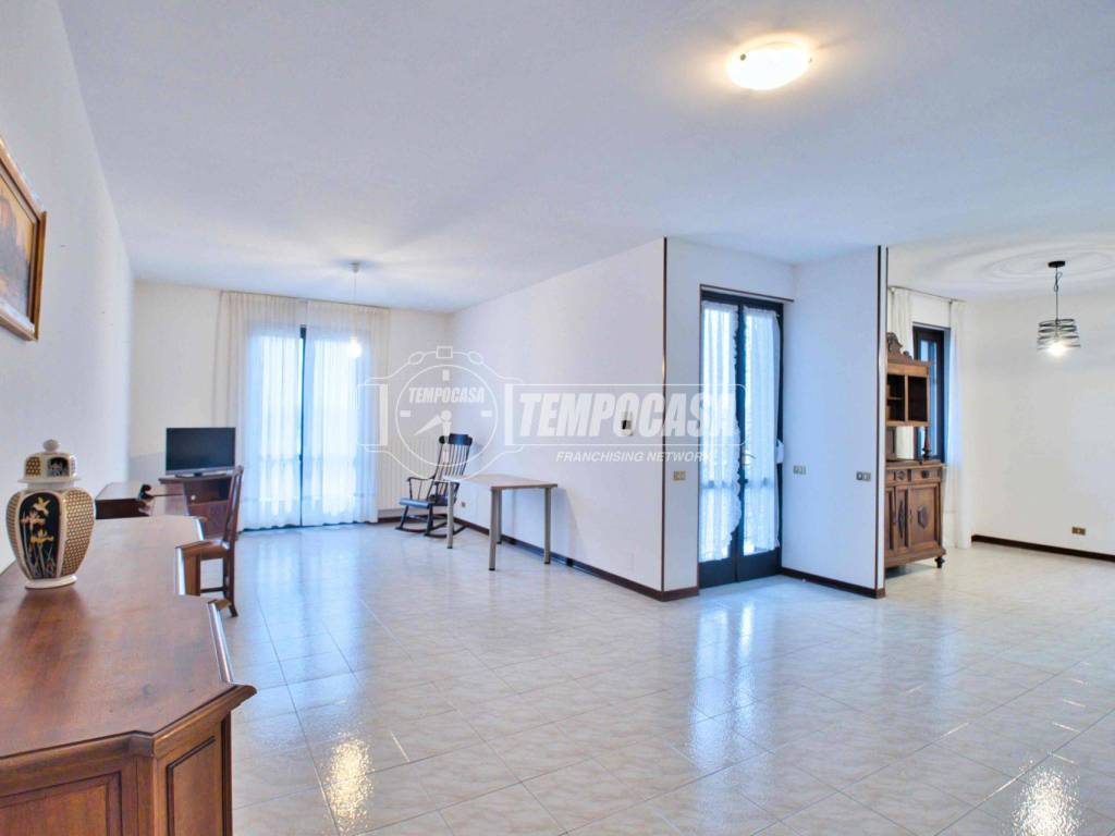 Villa a Novara in Via Serao Matilde - Foto 5