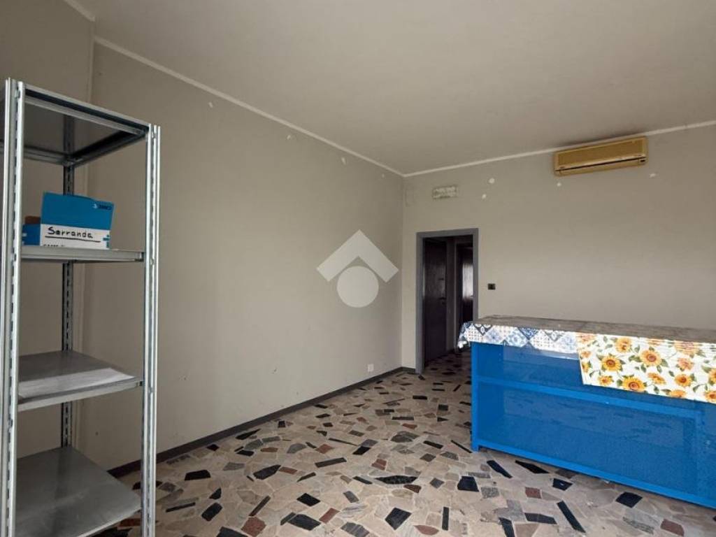 Immobile a Neive in piazza Giuseppe Garibaldi, 6 - Foto 5