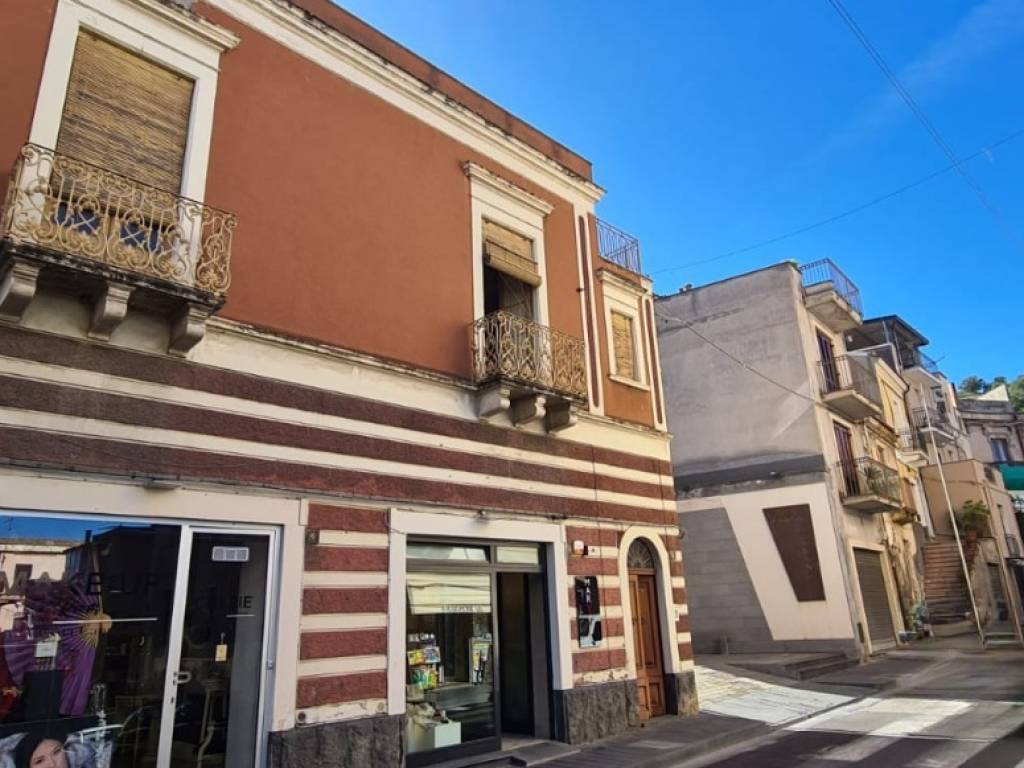 Casa indipendente a Bronte in Corso Umberto I, 72 - Foto 2