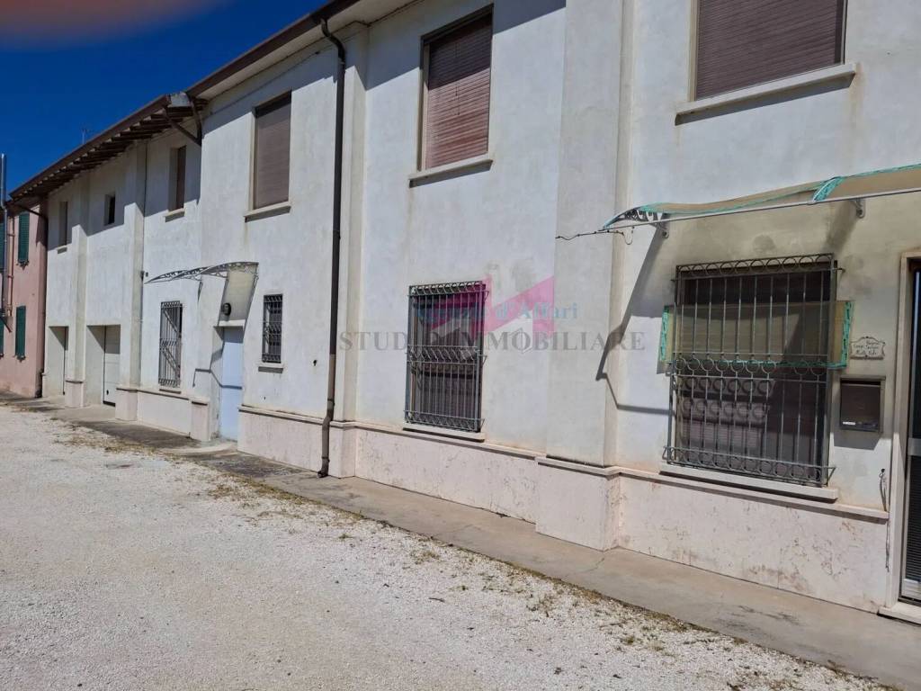 Appartamento a Serravalle a po - Foto 3