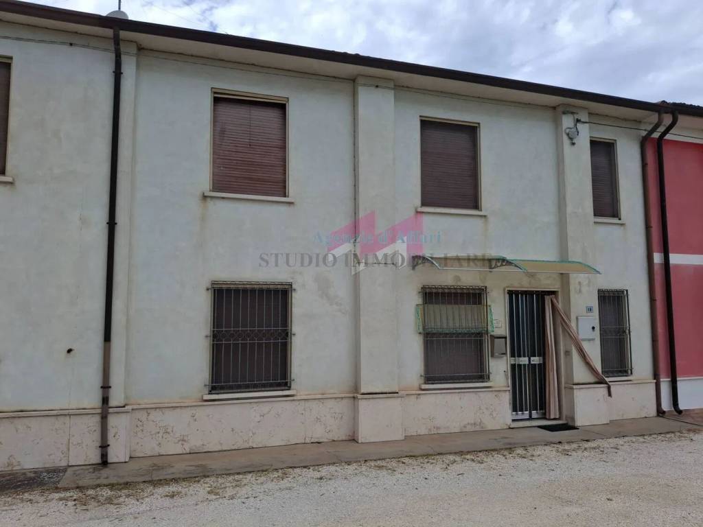 Appartamento a Serravalle a po - Foto 4