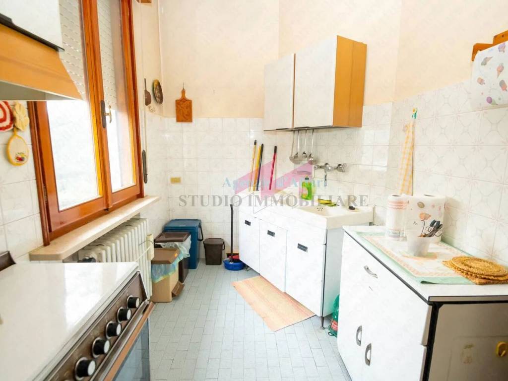 Villa a Ostiglia in Via Don E. Caiola, 30 - Foto 5
