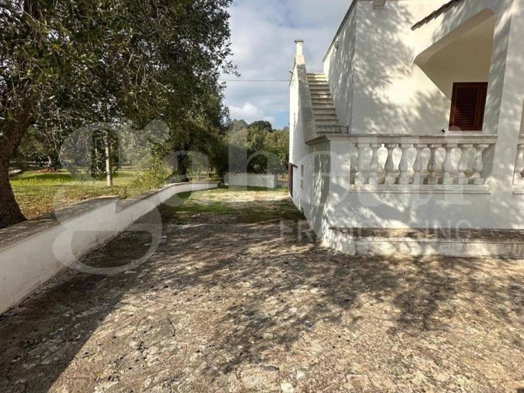 Villa a Ostuni in C.da Sorbola, sn - Foto 5