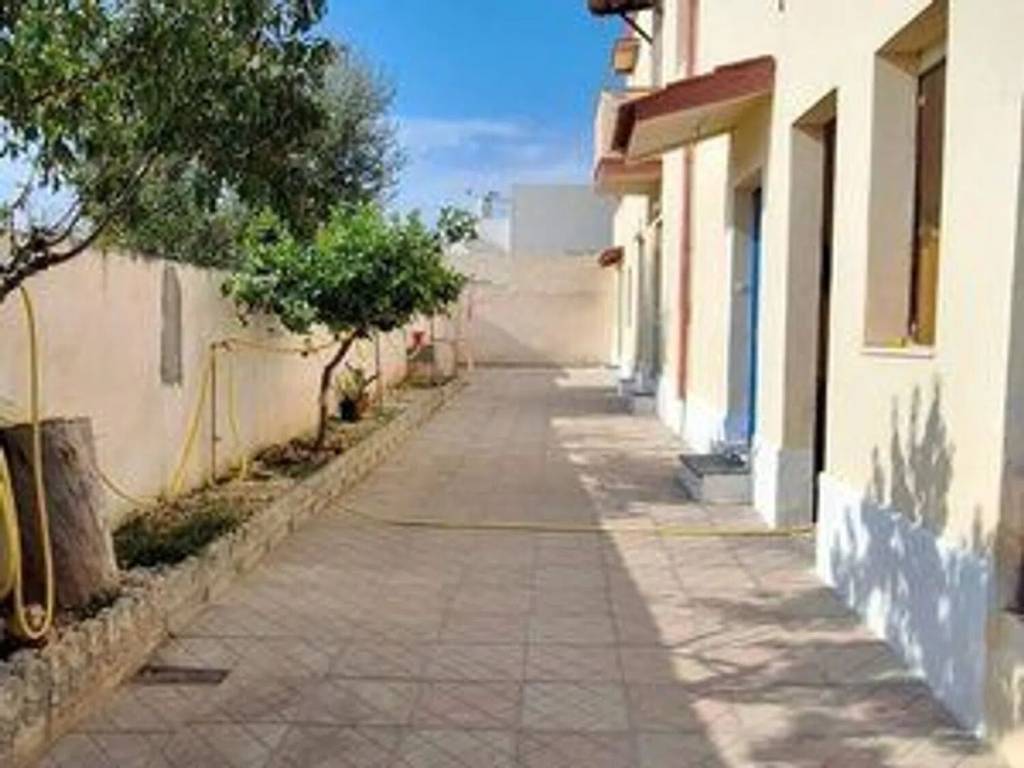 Appartamento a Manduria in Via Chidro - Foto 2