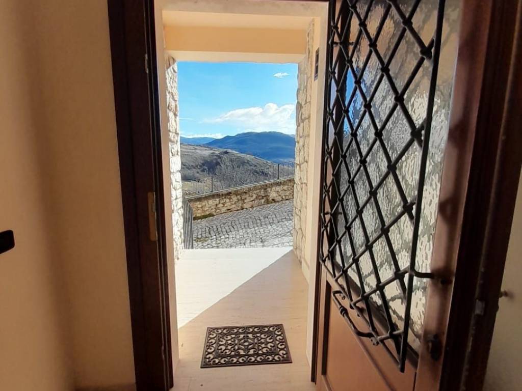 Appartamento a Castel di sangro in Via Morelle - Foto 5