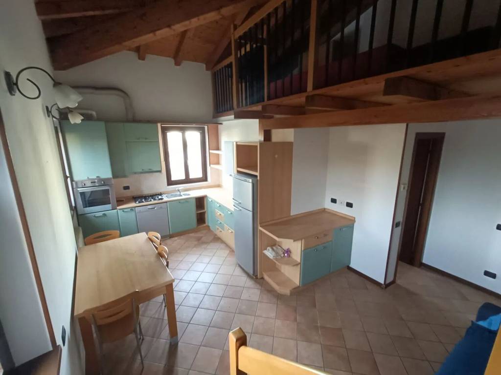 Appartamento a Olgiate comasco in Via Repubblica - Foto 4