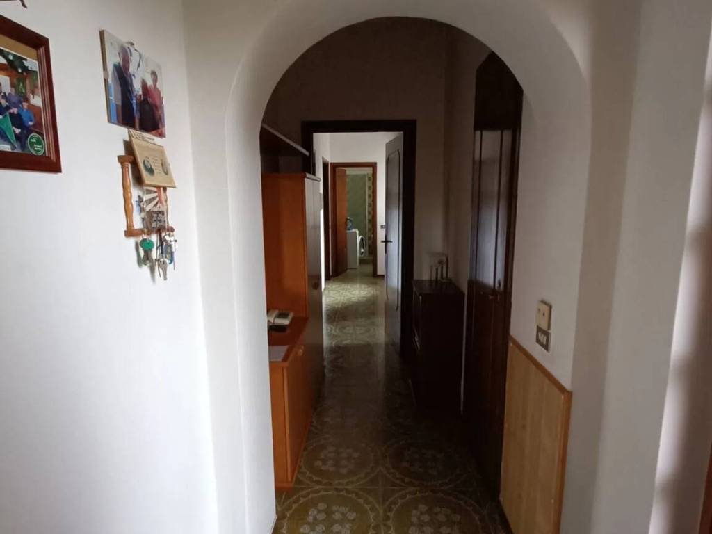 Appartamento a Olgiate comasco in Via Alessandro Volta - Foto 4