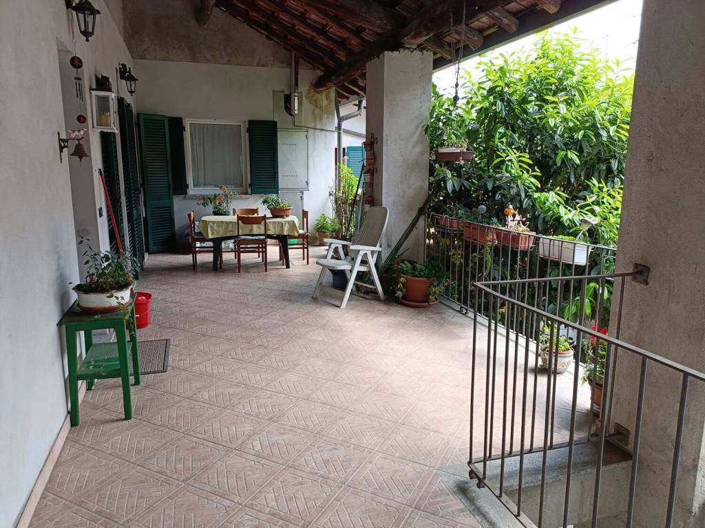 Appartamento a Olgiate comasco in Piazza Alessandro Volta - Foto 2