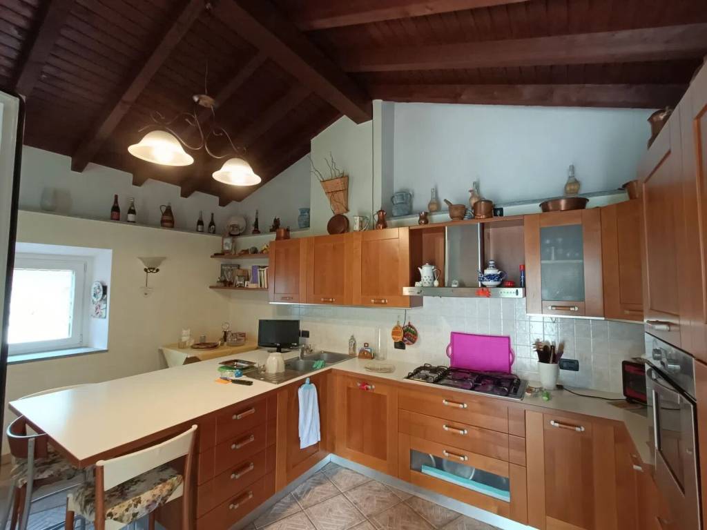 Appartamento a Olgiate comasco in Piazza Alessandro Volta - Foto 5