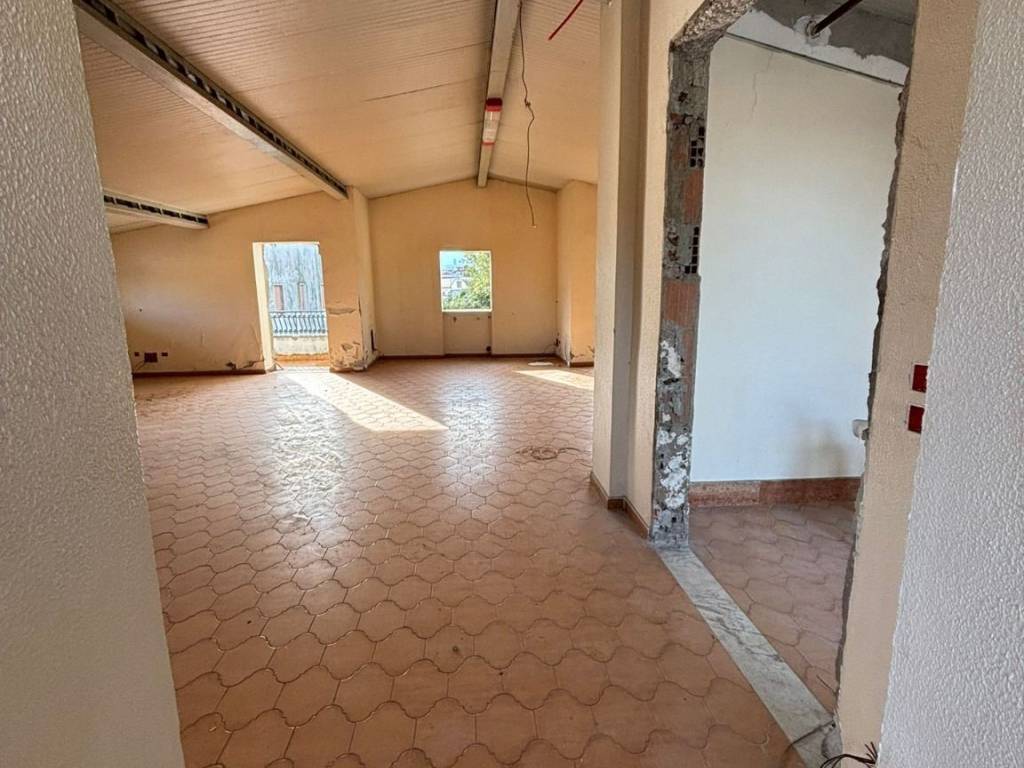Appartamento a Melito di napoli in Via delle Palme - Foto 5