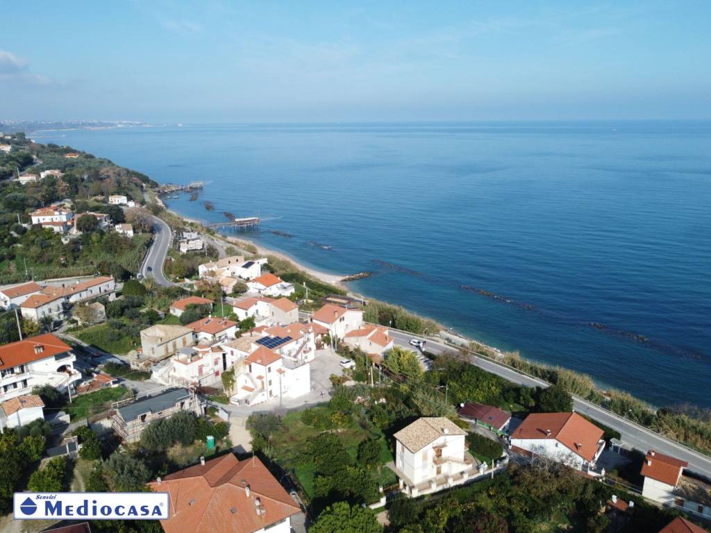 Palazzo / stabile a Rocca san giovanni in Località Vallevò - Foto 3