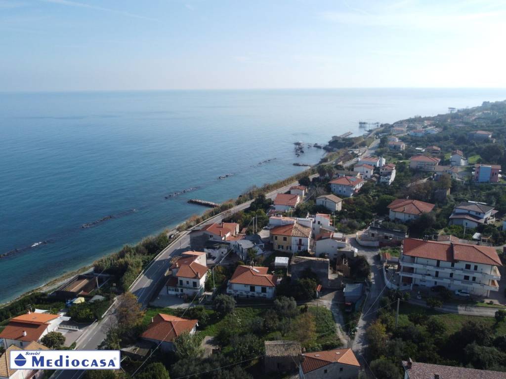 Palazzo / stabile a Rocca san giovanni in Località Vallevò - Foto 4