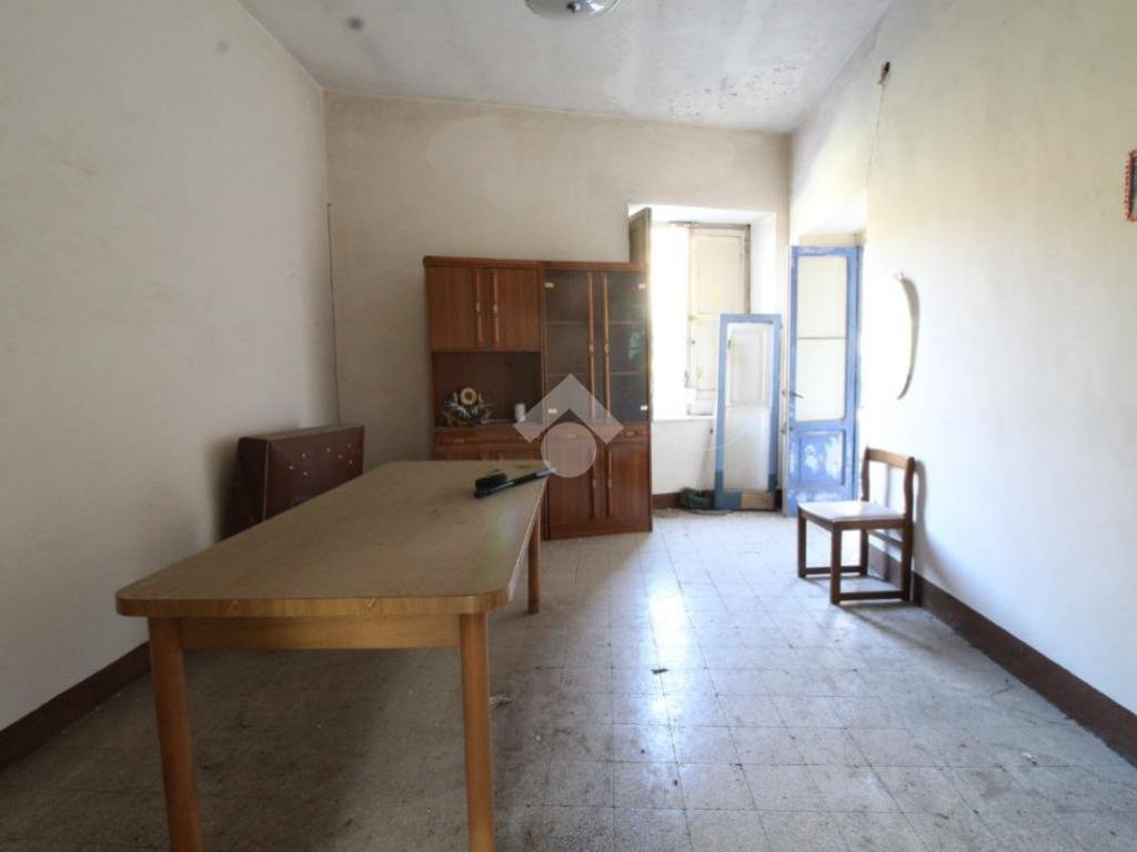 Appartamento a Castel morrone in Via Fratelli Della Valle, 21 - Foto 5