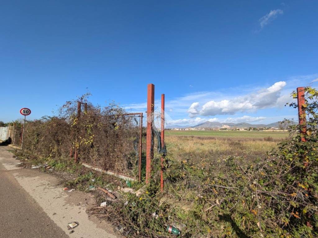Terreno a Capodrise in Viale dell'Indipendenza - Foto 2