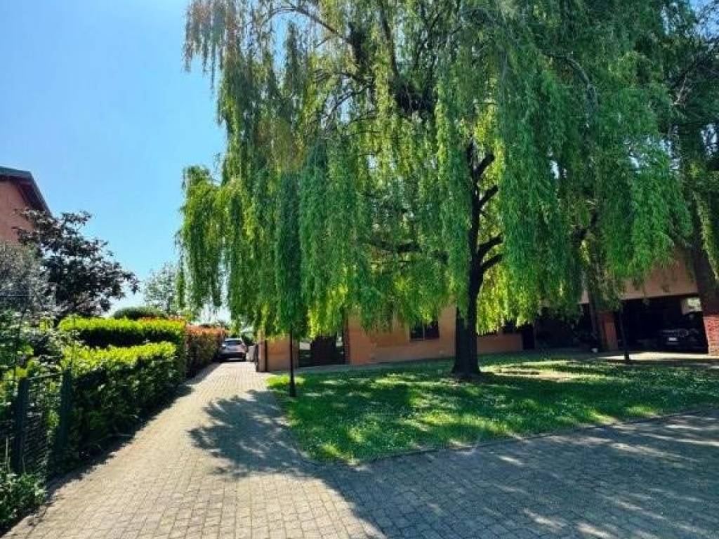 Villa a Rozzano in Via Cascina Torriggio - Foto 2