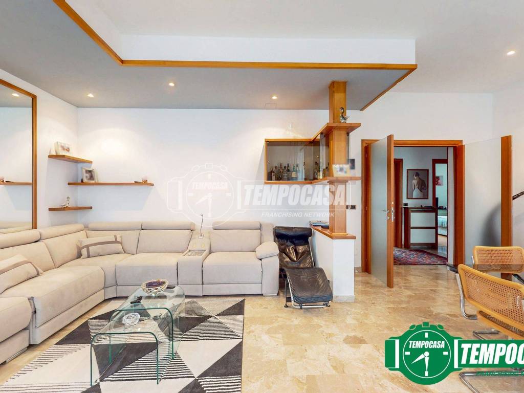 Appartamento a Valenza in Via San Giovanni - Foto 2