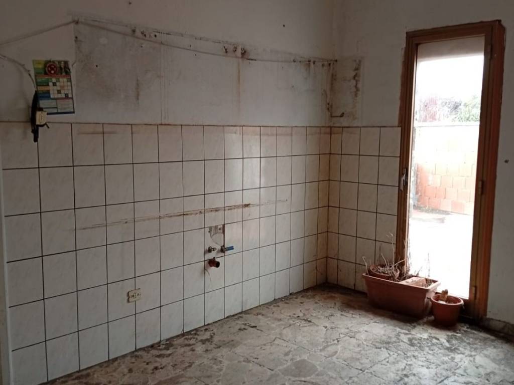 Villa a Belpasso in Via Vittorio Emanuele III - Foto 2