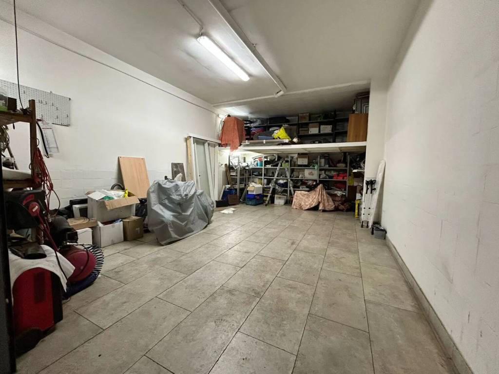 Box / garage a Foggia in Via Dell'Arcangelo Michele No Number - Foto 5