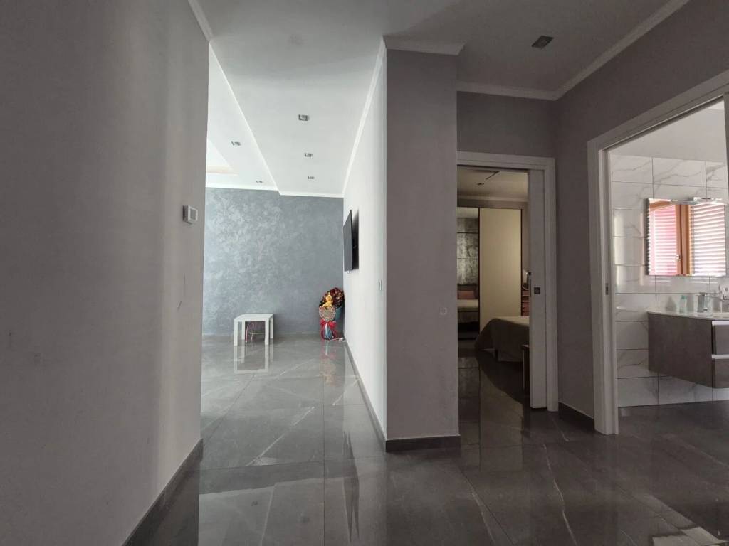 Appartamento a Foggia in Via Alessandro Volta No Number - Foto 2
