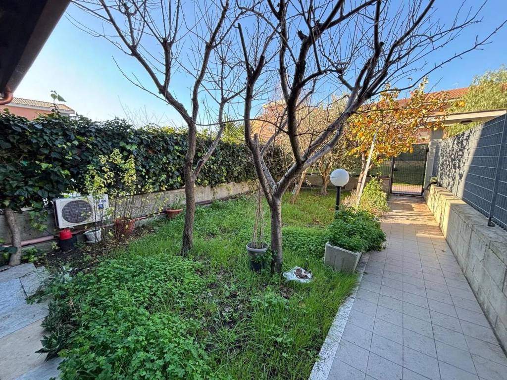 Villa a Foggia in Via Umberto Angelillo No Number - Foto 2