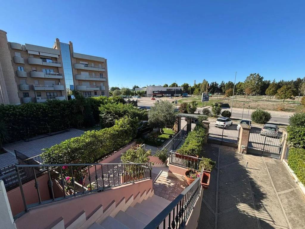 Villa a Foggia in Via Luigi Einaudi No Number - Foto 2