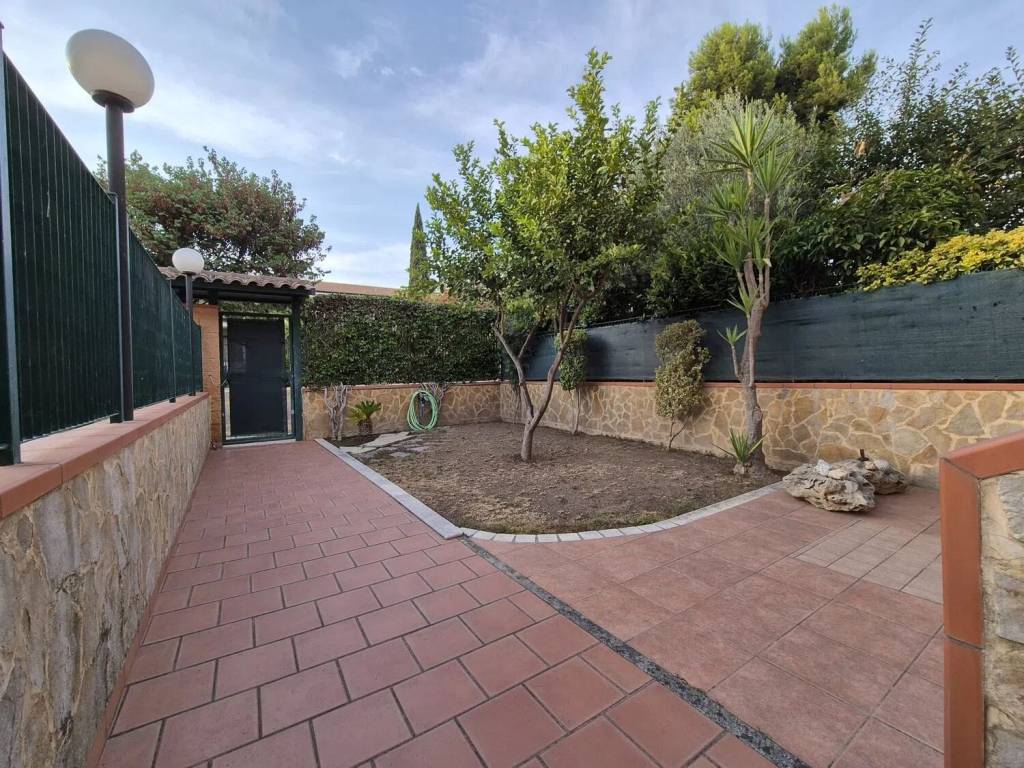 Villa a Foggia in Viale Ignazio D'Addedda S.N.C. - Foto 2