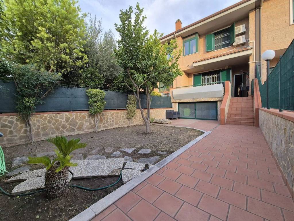 Villa a Foggia in Viale Ignazio D'Addedda S.N.C. - Foto 3