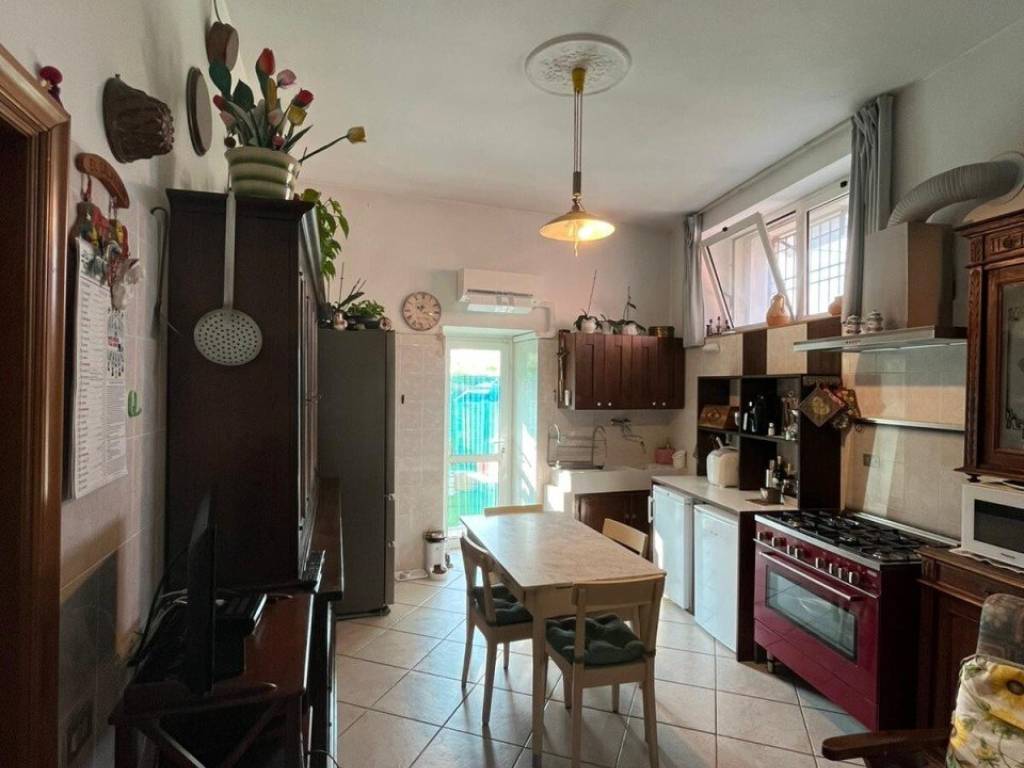Villa a Tovo san giacomo in VIA BOSI SUPERIORE - Foto 5