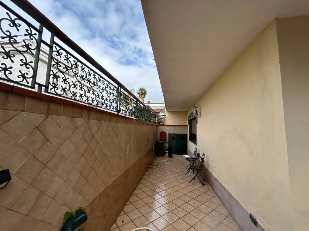 Appartamento a Pozzuoli in Via Monte Nuovo Licola Patria - Foto 5