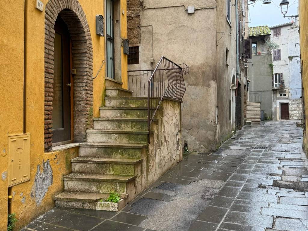 Appartamento a Orte in Via Piè di Marmo - Foto 2