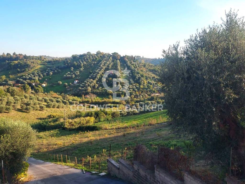 Appartamento a Monterotondo in Via Notaro Federici, 59 - Foto 3
