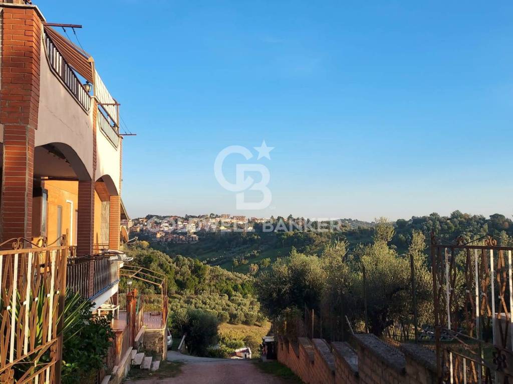 Appartamento a Monterotondo in Via Notaro Federici, 59 - Foto 4