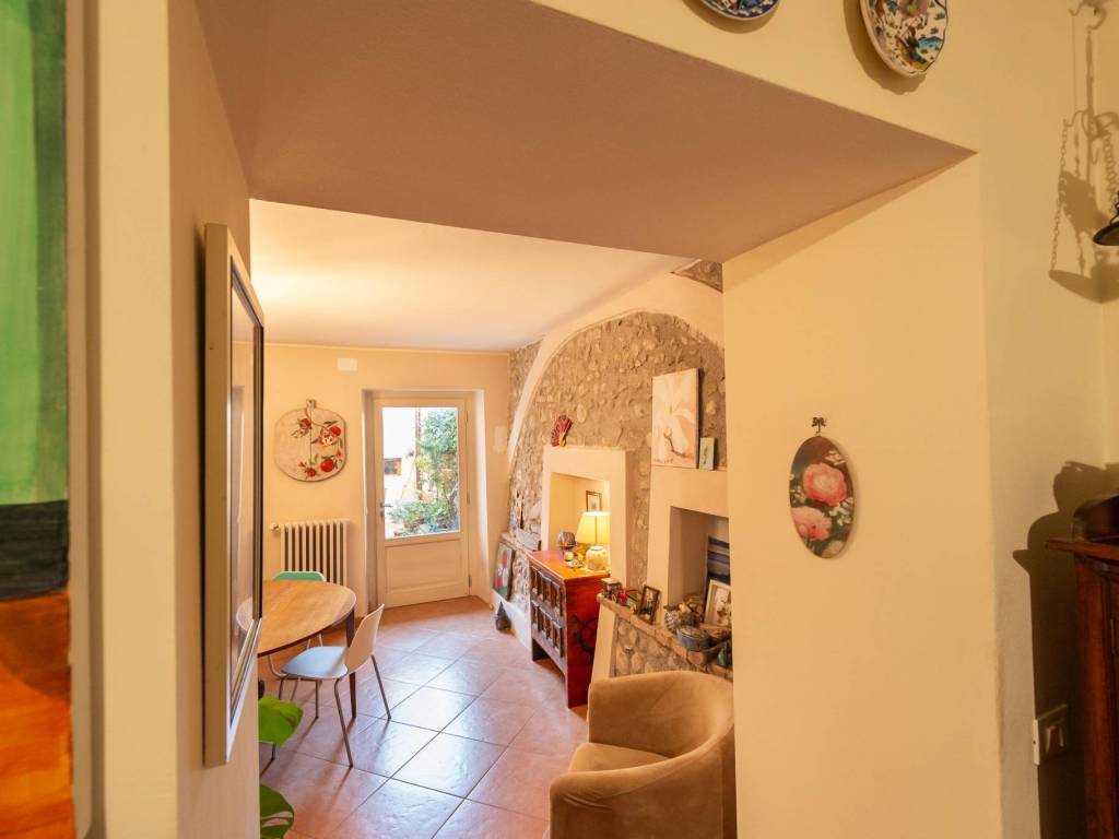 Villa a Lonato del garda in Via Ugo Da Como - Foto 4