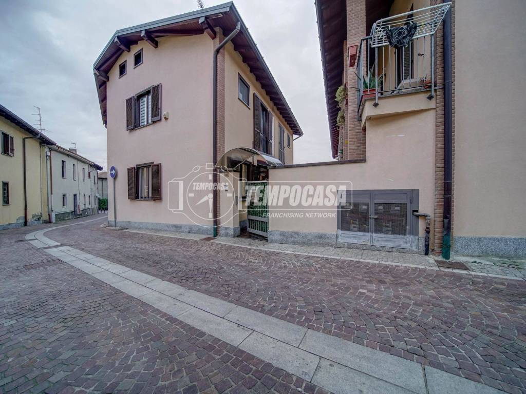 Villetta a schiera a Cavaria con premezzo in Via I° Maggio - Foto 3