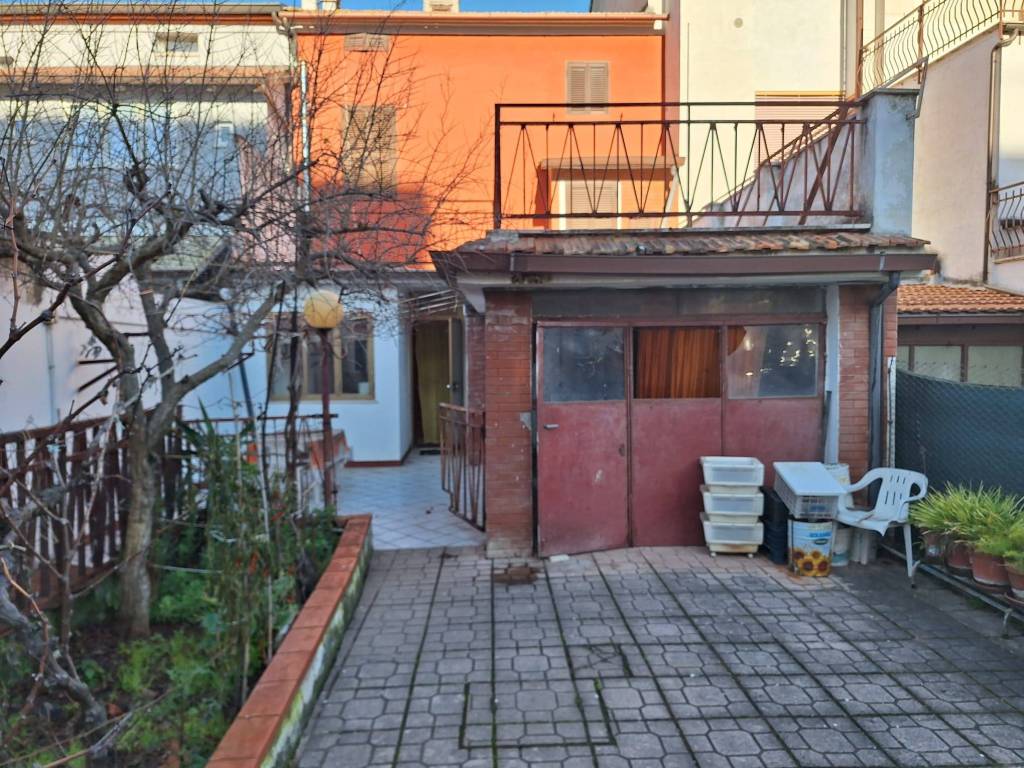 Casa indipendente a Chiaravalle in Via Giacomo Leopardi, 68 - Foto 3