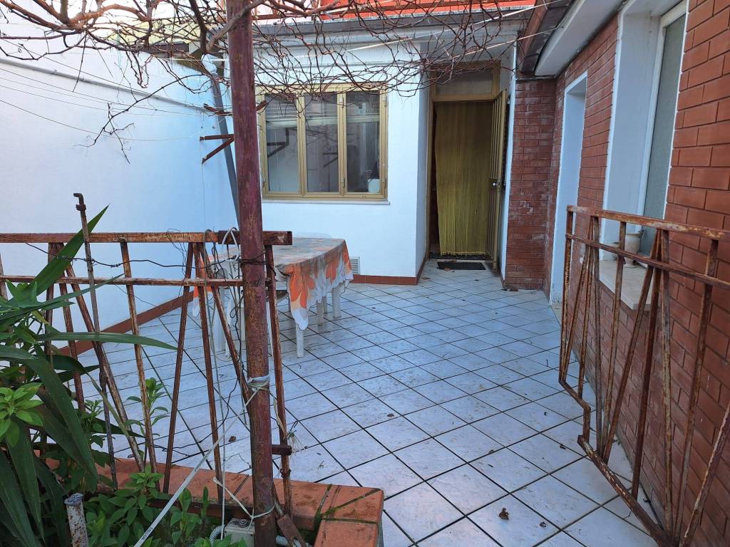 Casa indipendente a Chiaravalle in Via Giacomo Leopardi, 68 - Foto 5