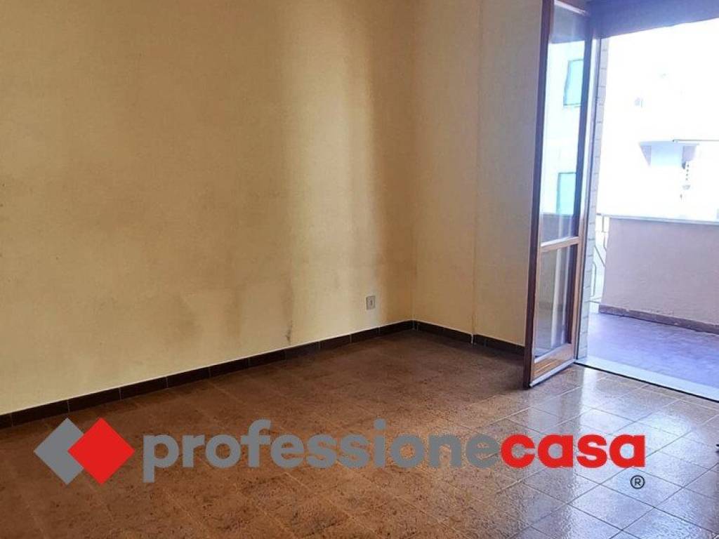 Appartamento a Pomezia in Via Camillo Benso di Cavour - Foto 4