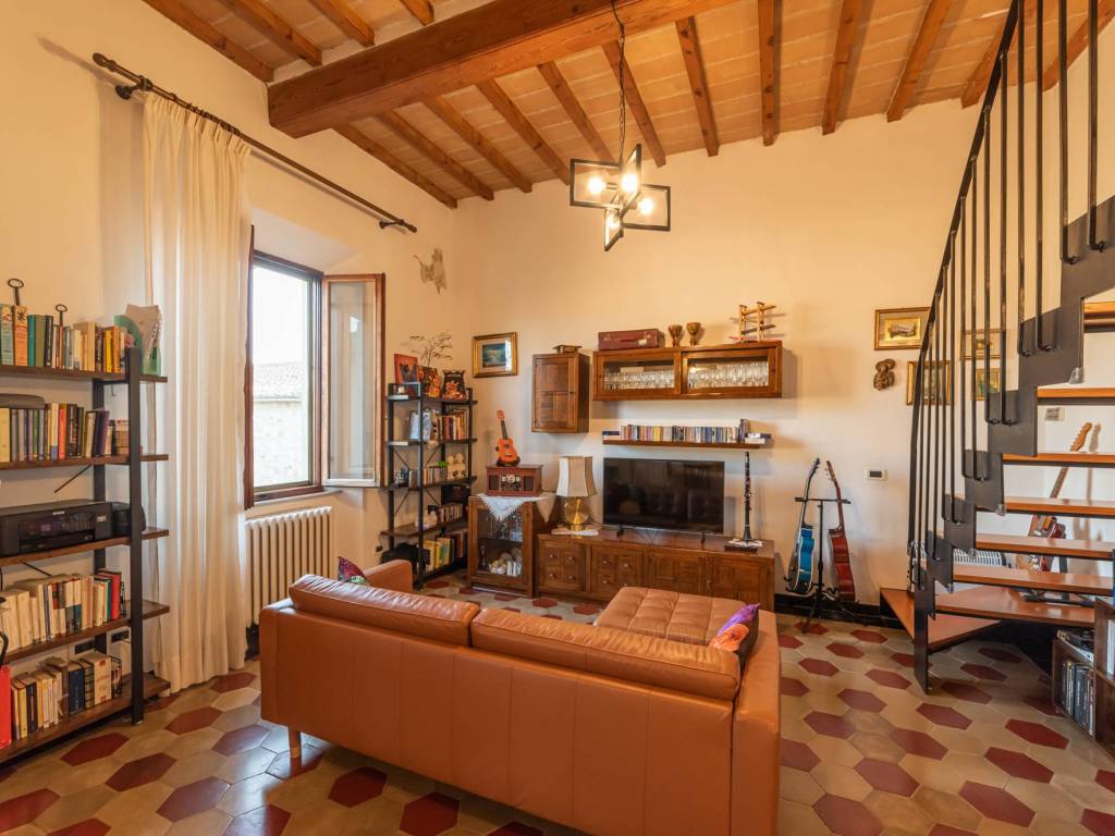 Appartamento a Buonconvento in Via Roma - Foto 5