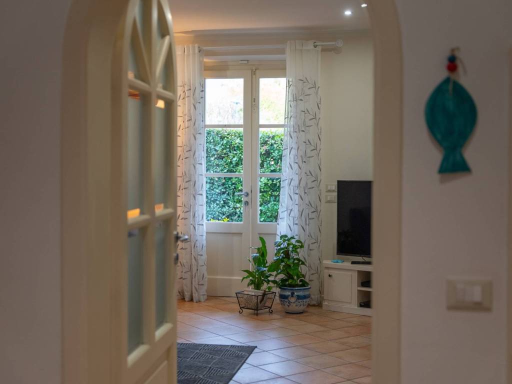 Villa a Forte dei marmi in Via Lorenzo Quartieri - Foto 4