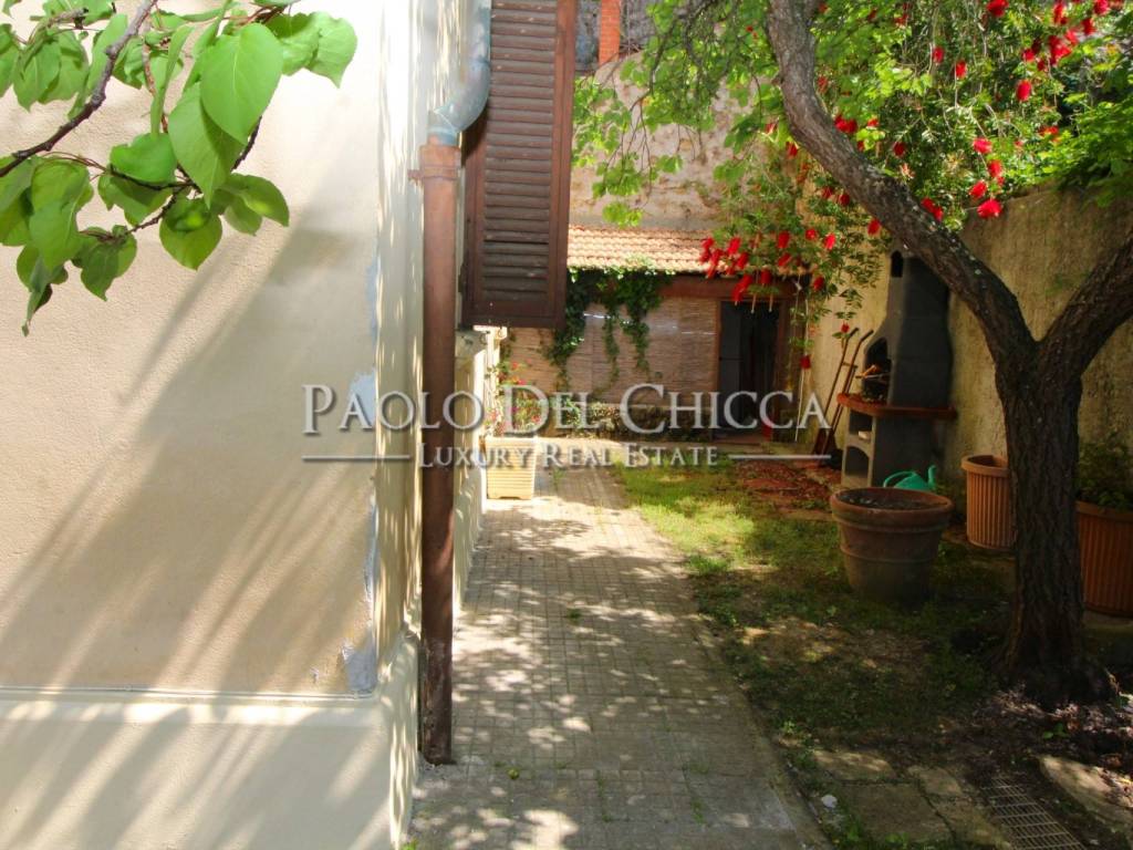 Villa a Livorno in Via Giorgio Byron - Foto 3