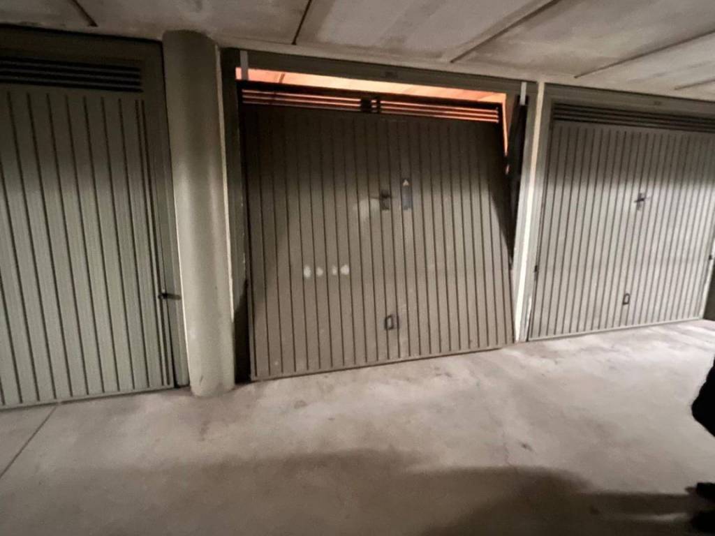Box / garage a Bergamo in Via Brigata Lupi - Foto 2