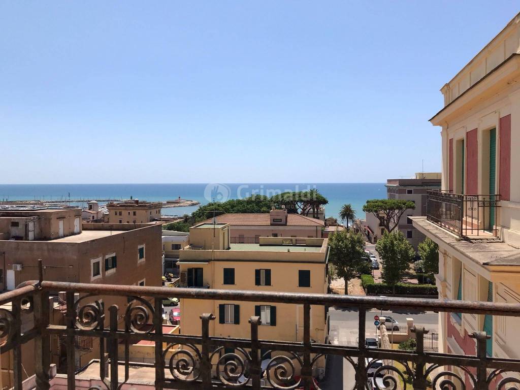 Appartamento a Nettuno in VIA VOLTURNO, 5 - Foto 2