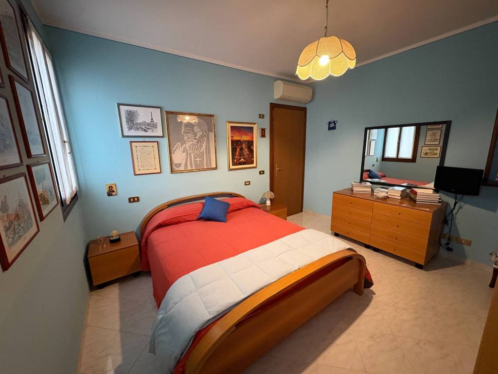 Villa a Cavezzo in Piazza Martiri della Libertà - Foto 5