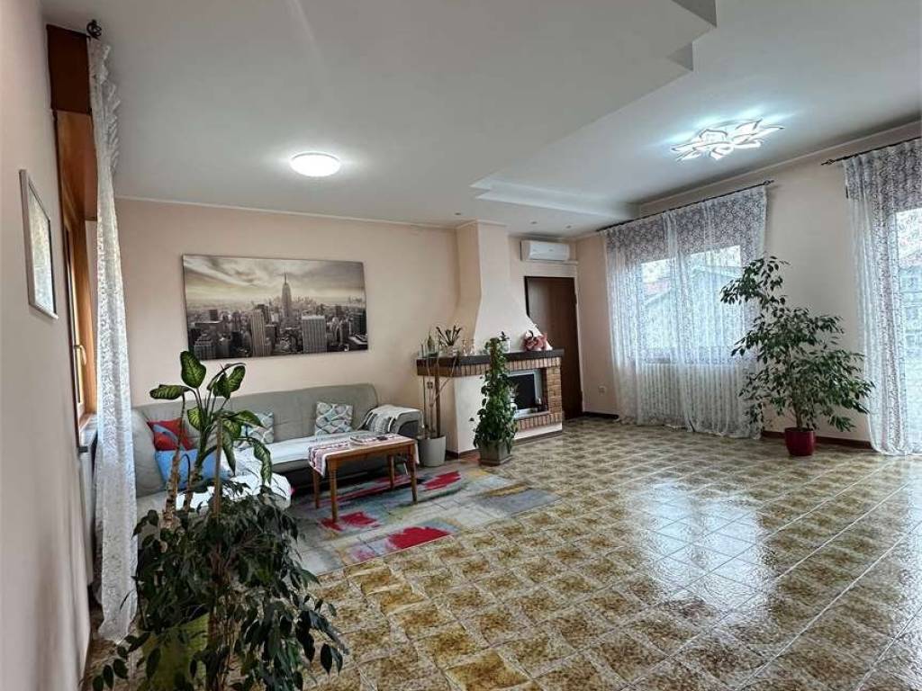 Appartamento a Oleggio - Foto 5